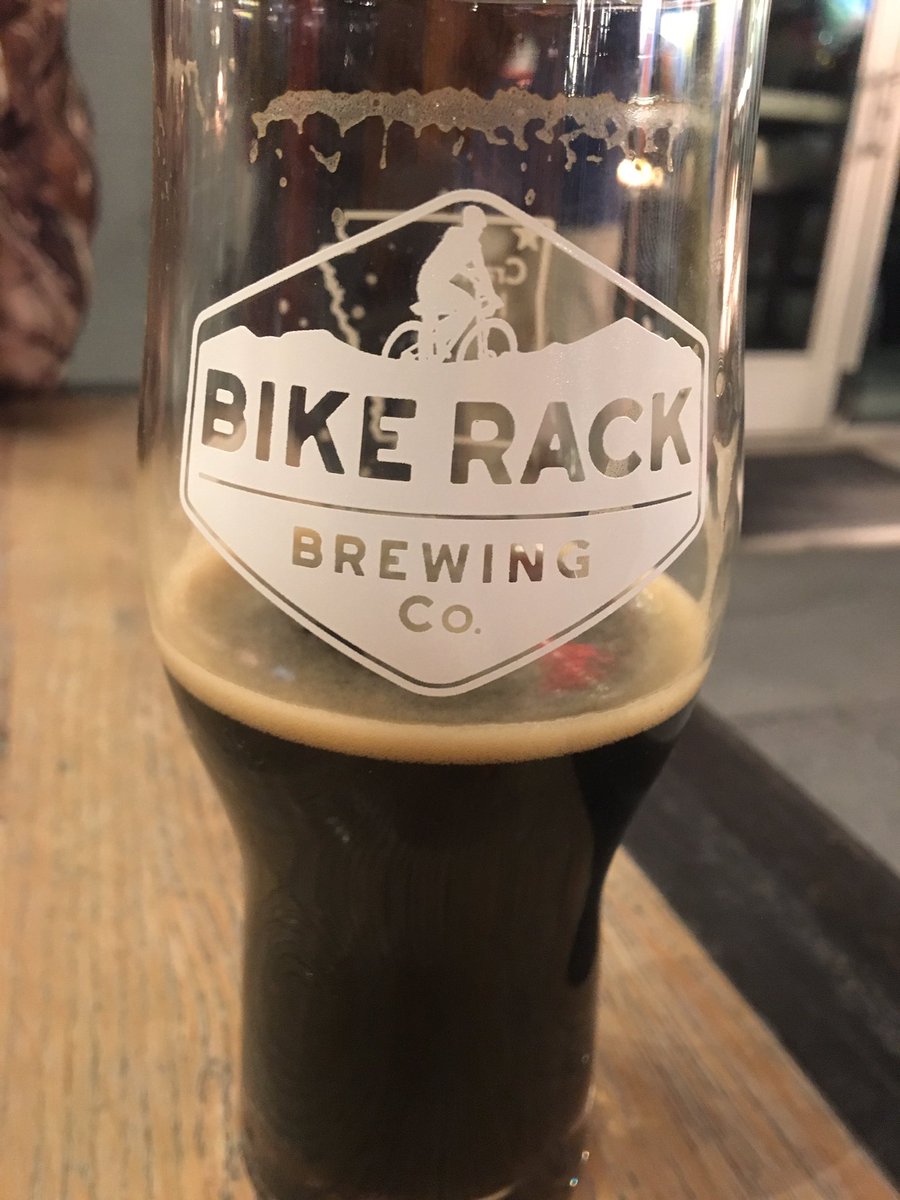 4alloutdoors's tweet photo. Happy Hour and Dinner @BikeRackBrewing @OBSummit #2017OBS #spookytrekkers #bentonville #playBentonville https://t.co/FKPikjapNS