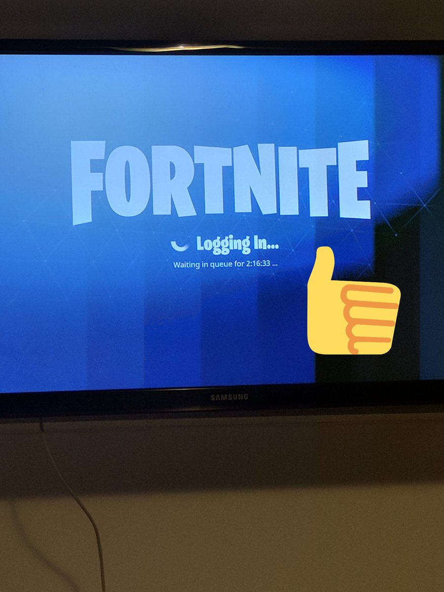 DanMorosanu's tweet photo. @FortniteGame thanks for the queue https://t.co/o6ZFftYCSA