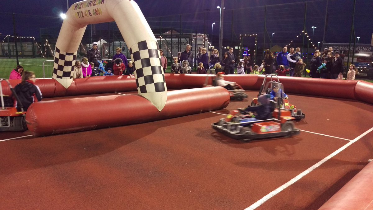 KrazyKartz's tweet photo. Another wonderful evening with @MidUlster_DC for tonight's fireworks display Mid-Ulster Sports Arena 🏁🏁🏁🎆🎆🎆 https://t.co/aP6SKvL58Q