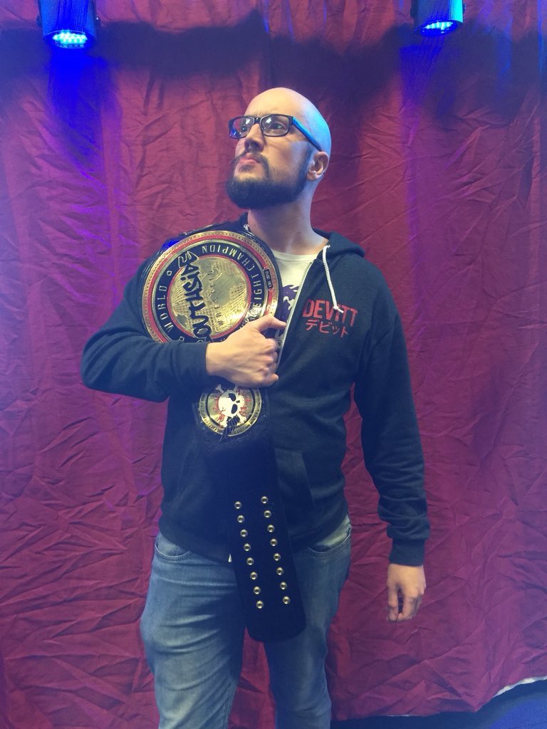 SouthsideWE's tweet photo. Many thanks to @jamesbragguk for designing our amazing new World Heavyweight Title . #7AS https://t.co/OVZk68BQWp