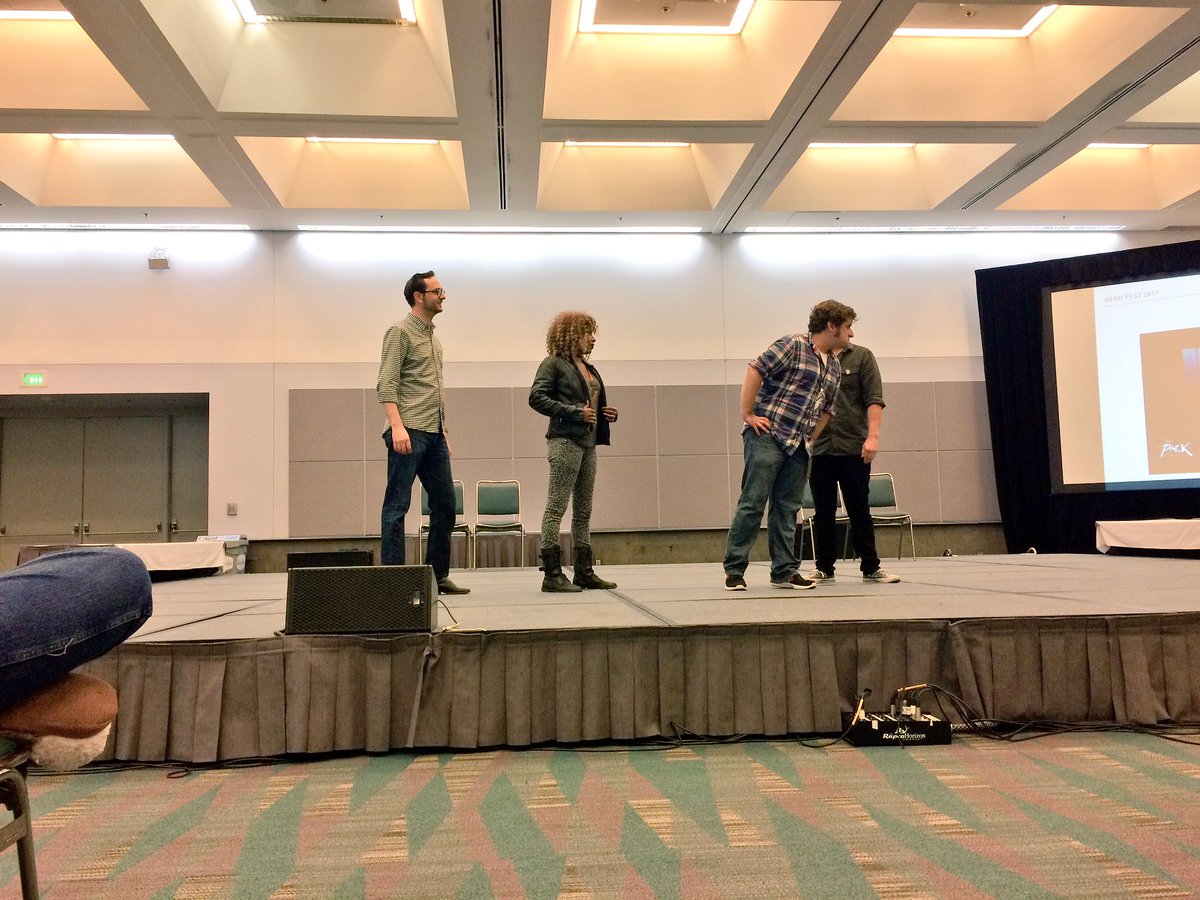 NerdFestLA's tweet photo. #doctorwholive performing live right now in concourse 151 at @StanLeeComicCon as part of #nerdfest https://t.co/enDcUtWnxk