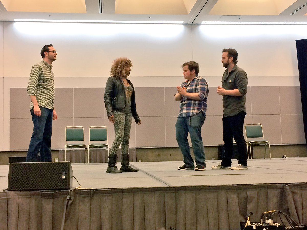 NerdFestLA's tweet photo. #doctorwholive performing live right now in concourse 151 at @StanLeeComicCon as part of #nerdfest https://t.co/enDcUtWnxk