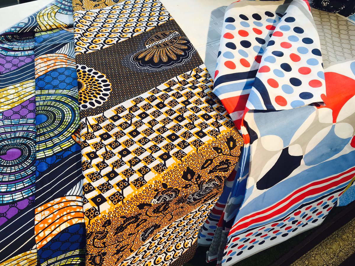 NalediyaModimo's tweet photo. U r neva too old to follow yo dreams. My mom's business is about making bedding, curtains, cushions, throws. Pls RT for clients 🙌🏽🙏🏽💫 Thanks https://t.co/iQpOPkBlOS