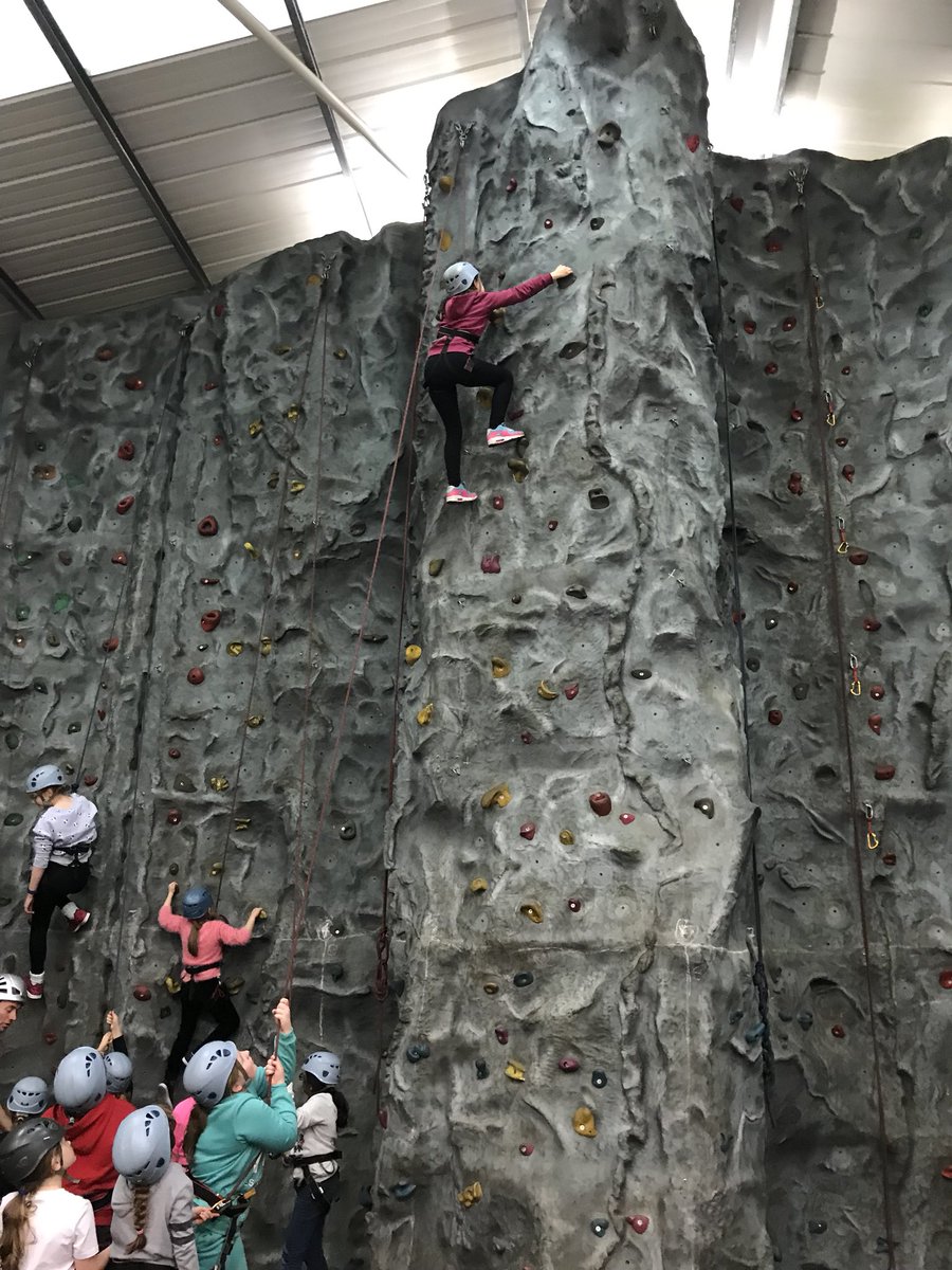 4thHeyBrownies's tweet photo. We’ve been so busy there’s barely time to tweet! Camp is going fantastic with an action packed day today. #GirlsCan #ChallengeYourself https://t.co/b3Ha2ZIGs6