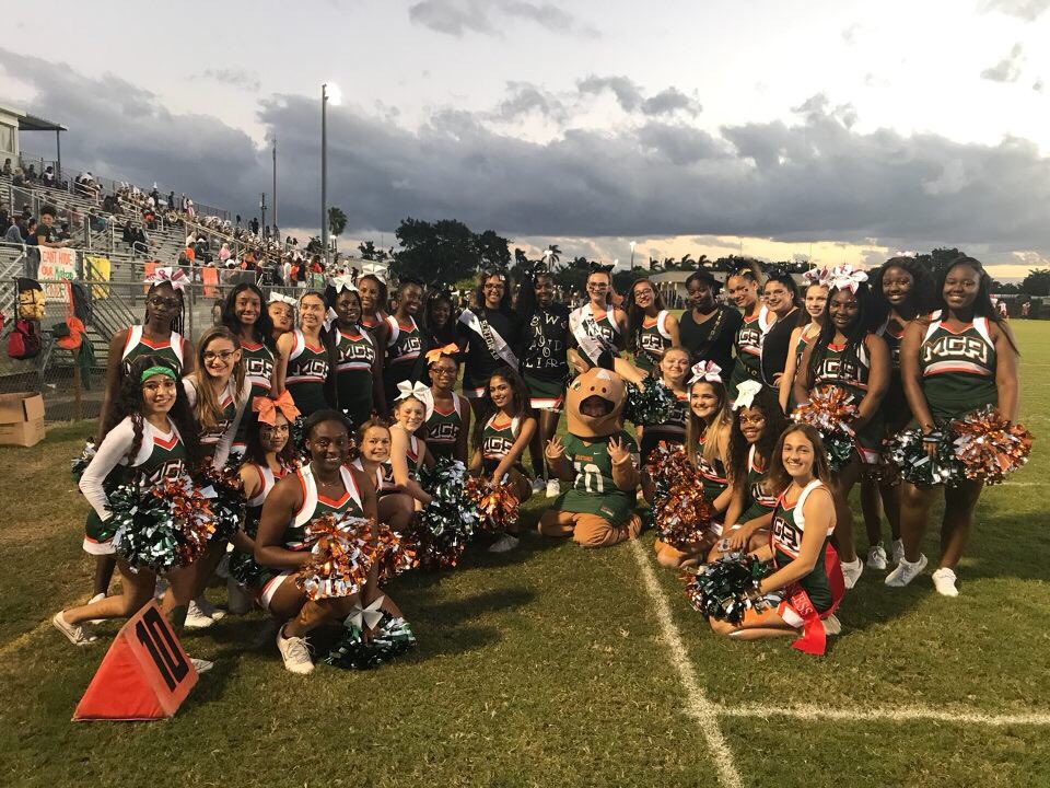 McA_Cheer's tweet photo. Last night was our last night cheering 😢 But now it’s time to get ready for competition season!🎀🐎 https://t.co/cNbnpQ2Hn2