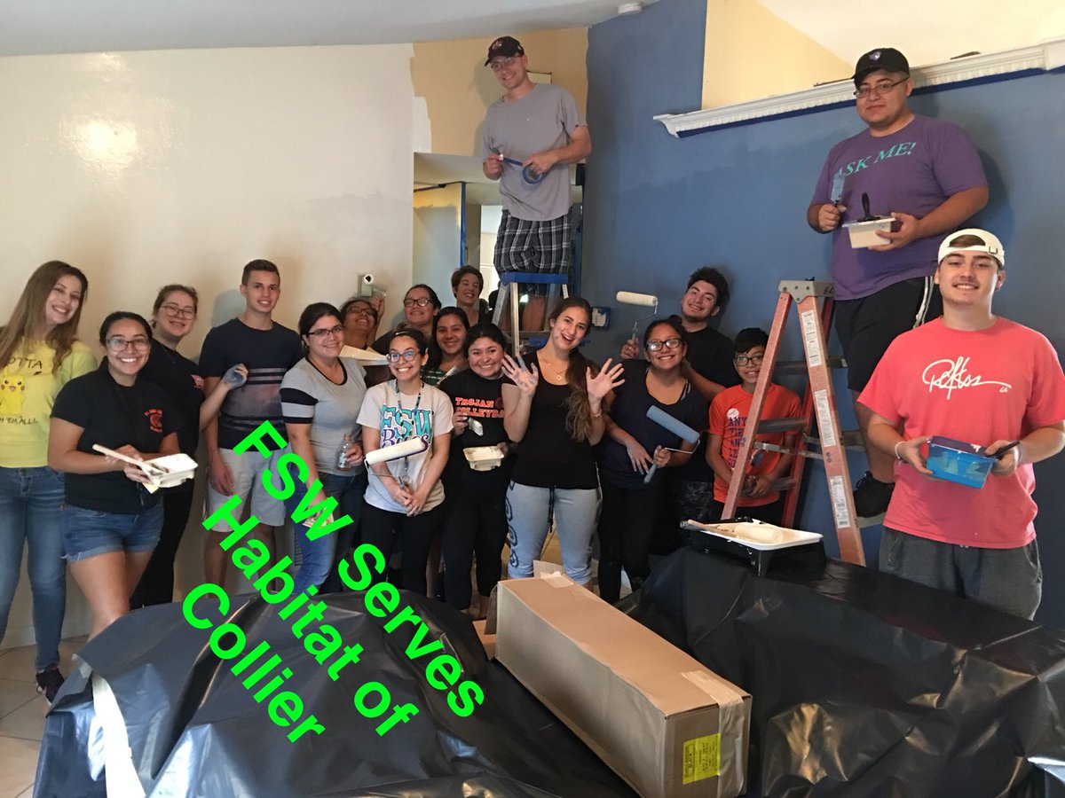 FSWCollege's tweet photo. Students volunteered at Habitat for Humanity in Collier County and Scarecrows in the Park at Lakes Park this weekend! #FSWServes #swfl https://t.co/IAqr4QnFaX