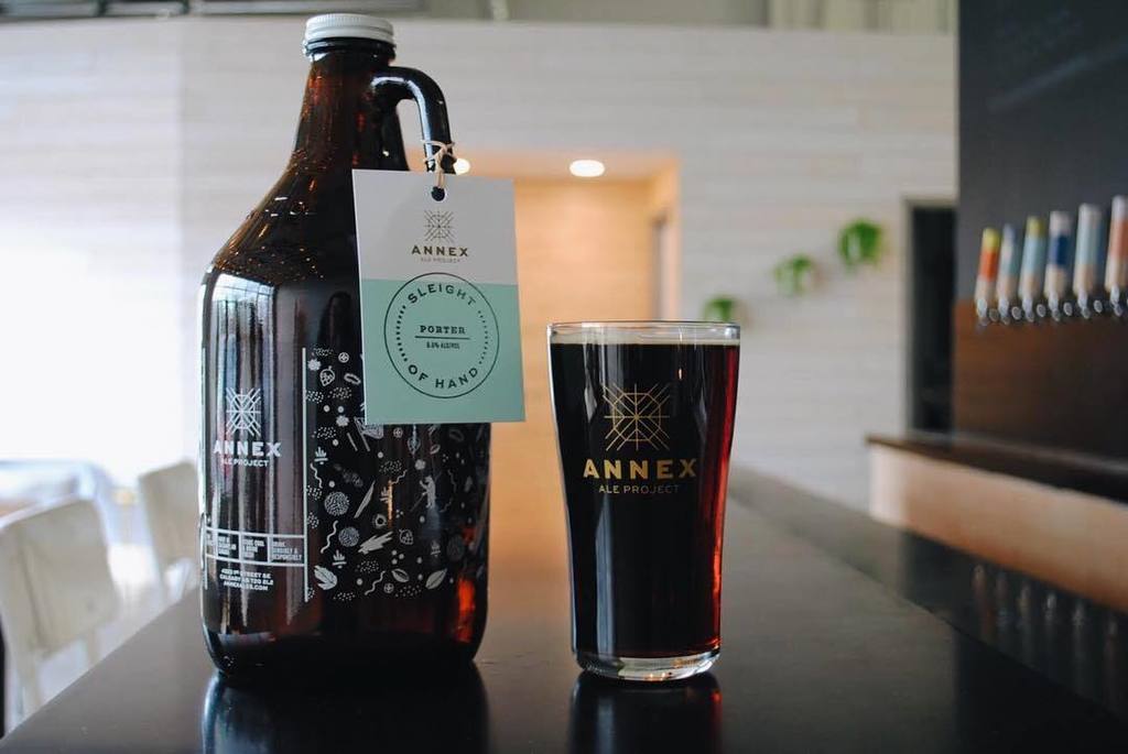 annexales's tweet photo. Looks like we missed Pumpkin Beer season.  Well,  here's a Porter

Sleight of Hand is a true to style Porter.  Big… https://t.co/qjwGiqe3p6 https://t.co/7eMNZNgEeK
