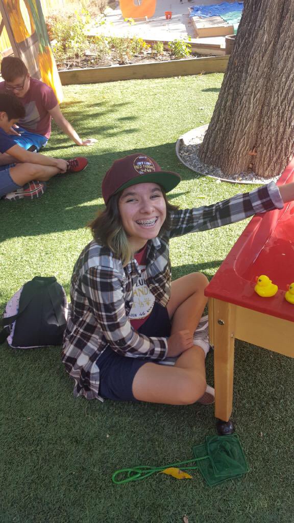 This morning we helped out at the Kids Harvest Festival! 🎃🔑