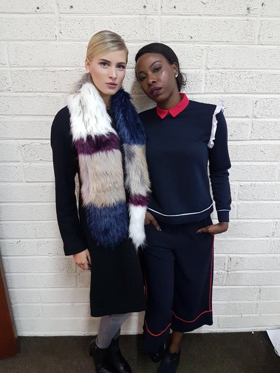 CatwalkModels_'s tweet photo. Loving the new AW collection from #craveboutique Naas we had pleasure of showcasing their fab new looks. #catwalkmodels ❤️❤️ https://t.co/GUInRmyLnt