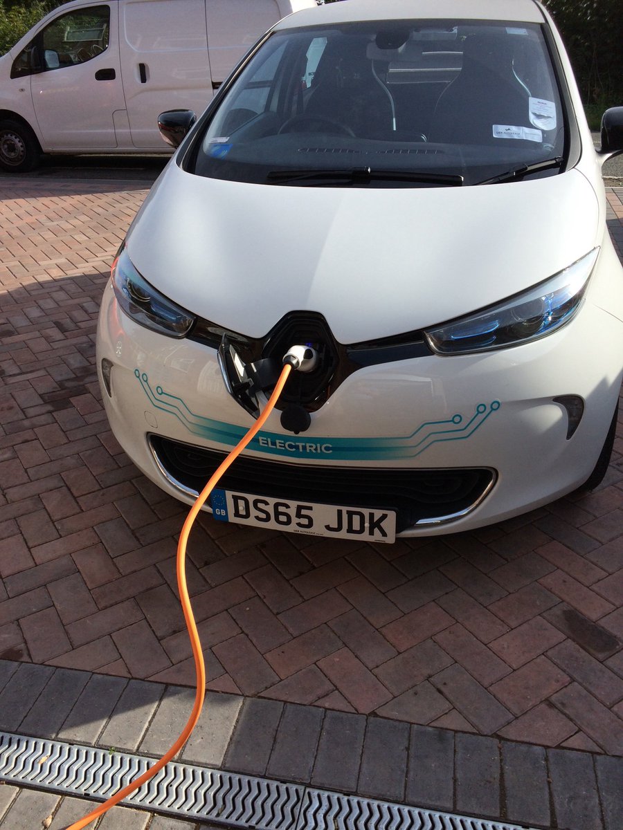 EvChargerDirect's tweet photo. #renaultzoe #evcable #evcharger

Our EV charging cables work with all #EV's even the Renault Zoe.
From £269 each.
https://t.co/q8K8QVpc9G https://t.co/8MgTzGkD0O
