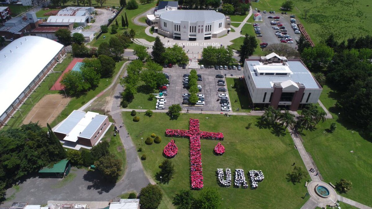 2000 Jóvenes cierran Semana de Oración #FeEnAcción <a href="/UAPArgentina/">UAP</a> formando la cruz, donando sangre <a href="/VidaPorVidas/">Vida Por Vidas</a> Felicitaciones @alefbrunelli