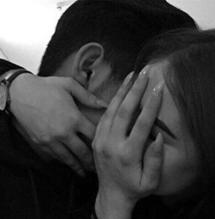 الغيره في #الحب تجعلنا كالاطفال لا يرضينا
سوى #الامتلاك .."