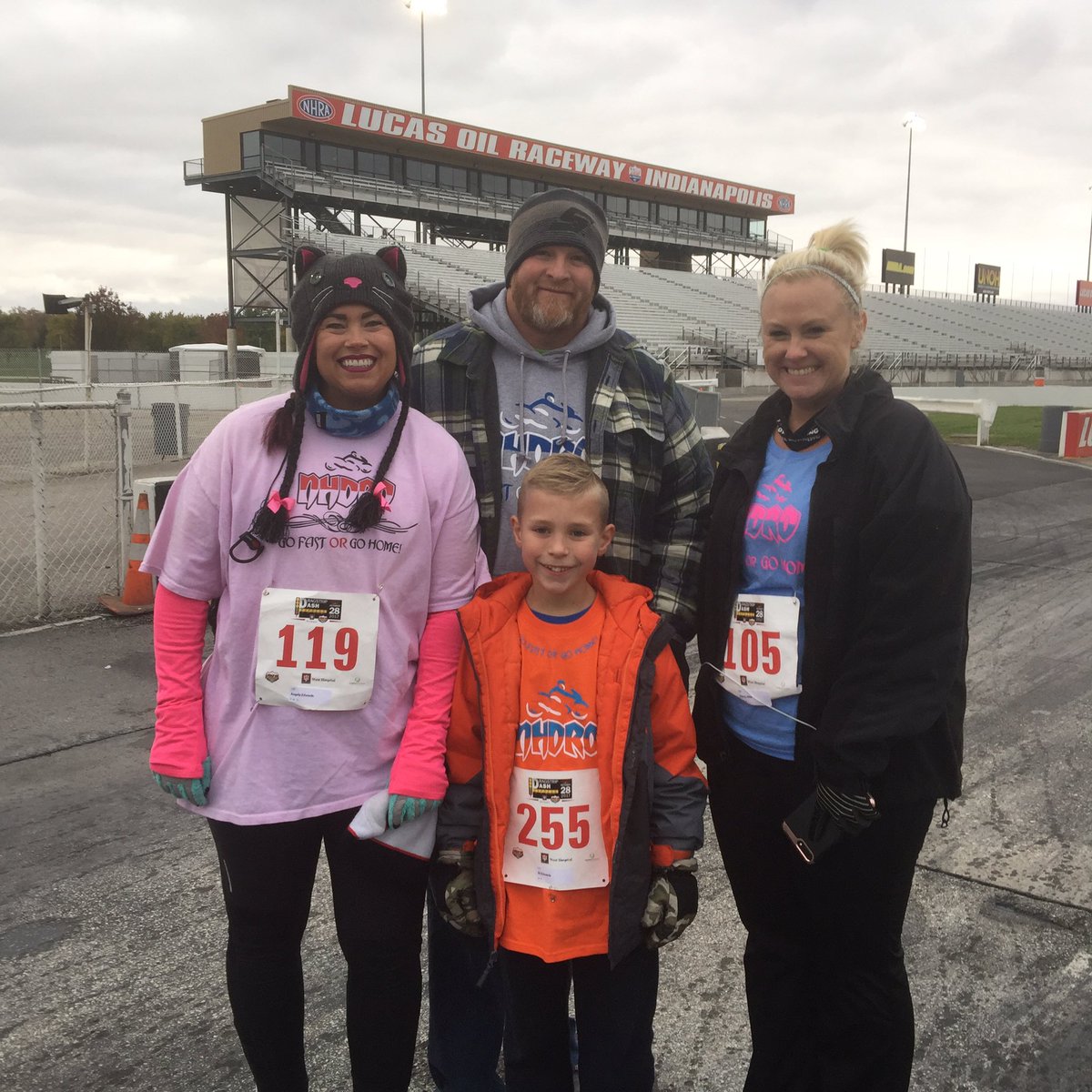 lofo_iuh's tweet photo. Supporting health, wellness, and activity @LucasOilRaceway for @B_Otrail @IUHealthWest https://t.co/7qyKwTe7tK