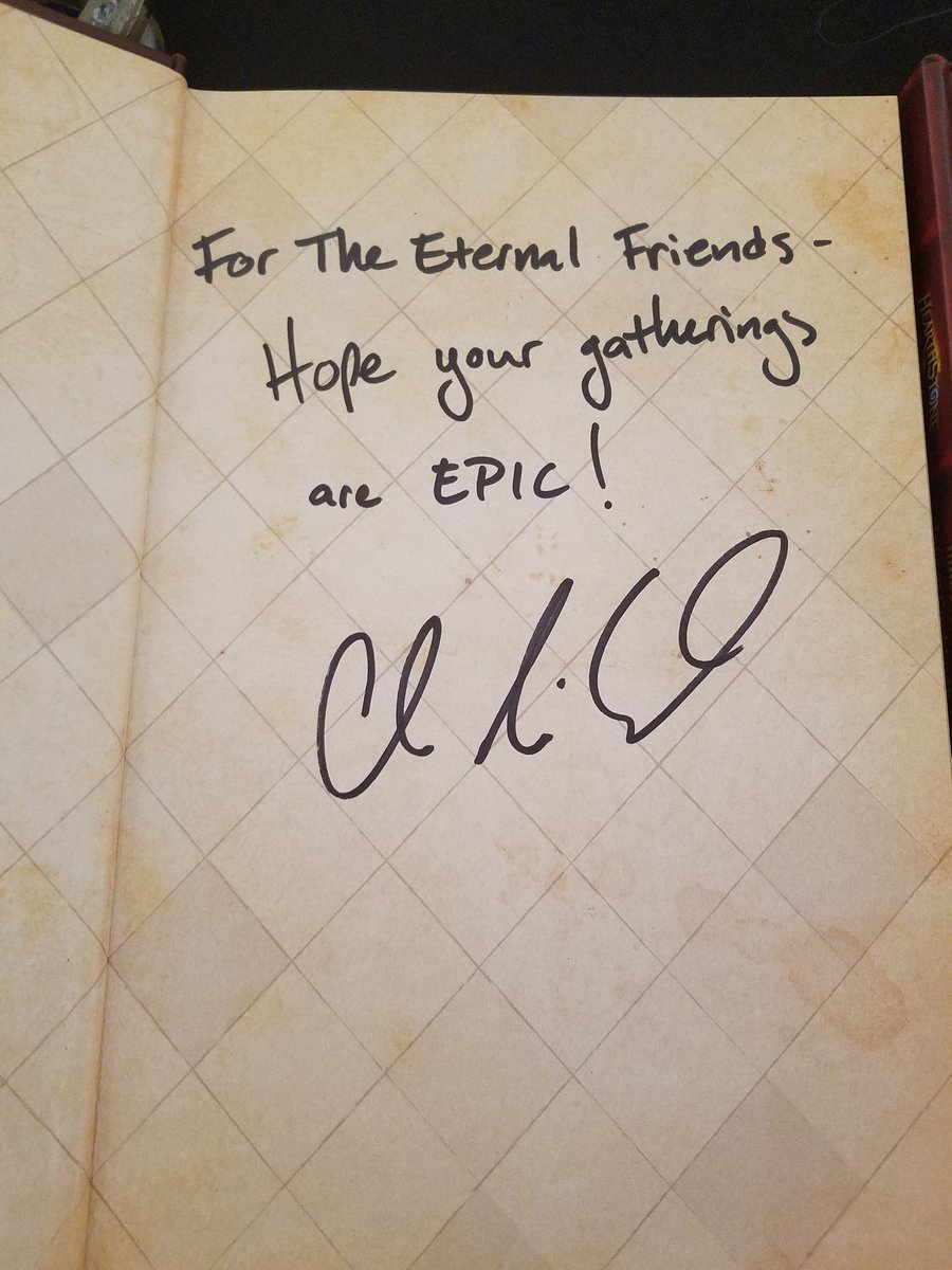 HSeternalfriend's tweet photo. Yay! We fot ours signed!!! #FiresideGatherings #hearthstone https://t.co/Ig4tUMOqpm