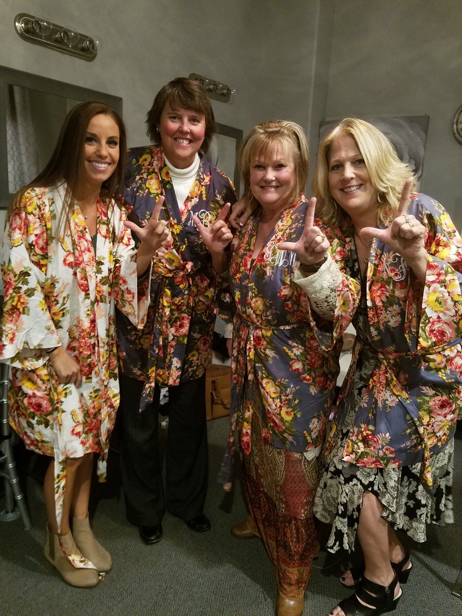 coachjroper's tweet photo. Celebrating @JackMccannj &amp; @MsWaverkaLHSH tying the knot in the robes #marryingmccann #BHarmonNow @TonyFontana24 https://t.co/d2uPPPQZbA