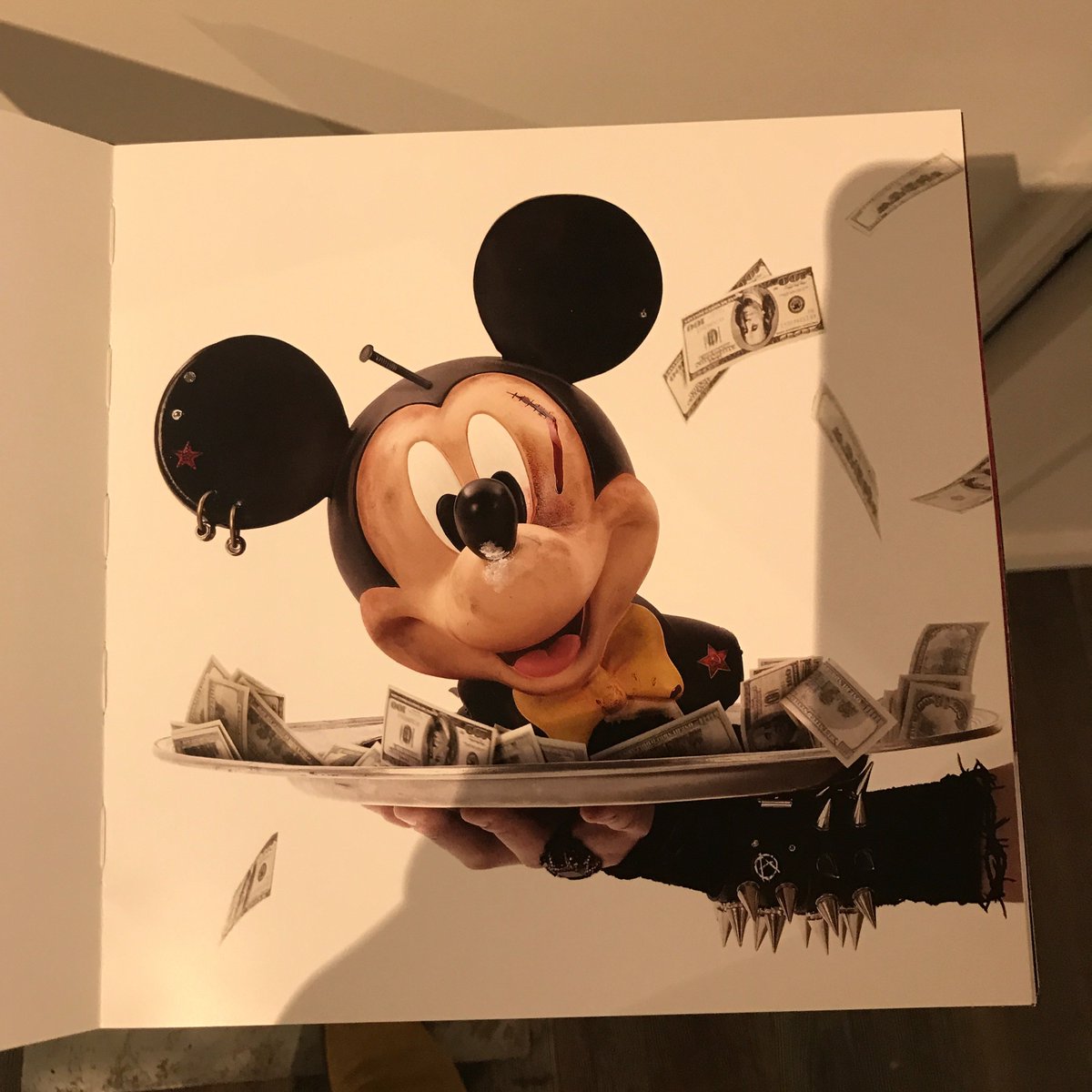 Venez rejoindre nos equipes Monde et France .Elles vous conseillerons devenir N 1 pour l assurance année Merci.La confiance c'est ça l'art