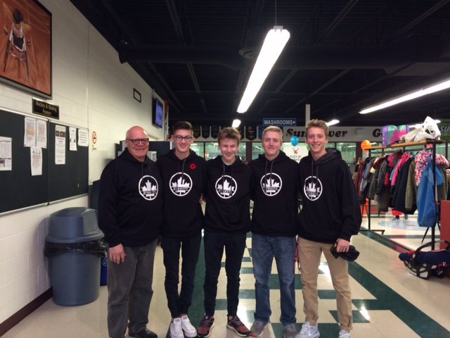 AltonaCurlin's tweet photo. @TeamRWiebe stopped by the Altona MEC for a tour. @CanolaGrowers @curlmanitoba Prov. Champ. start Dec 26 #2018canolajuniors @DynastyCurling https://t.co/ricPGgI4Cg