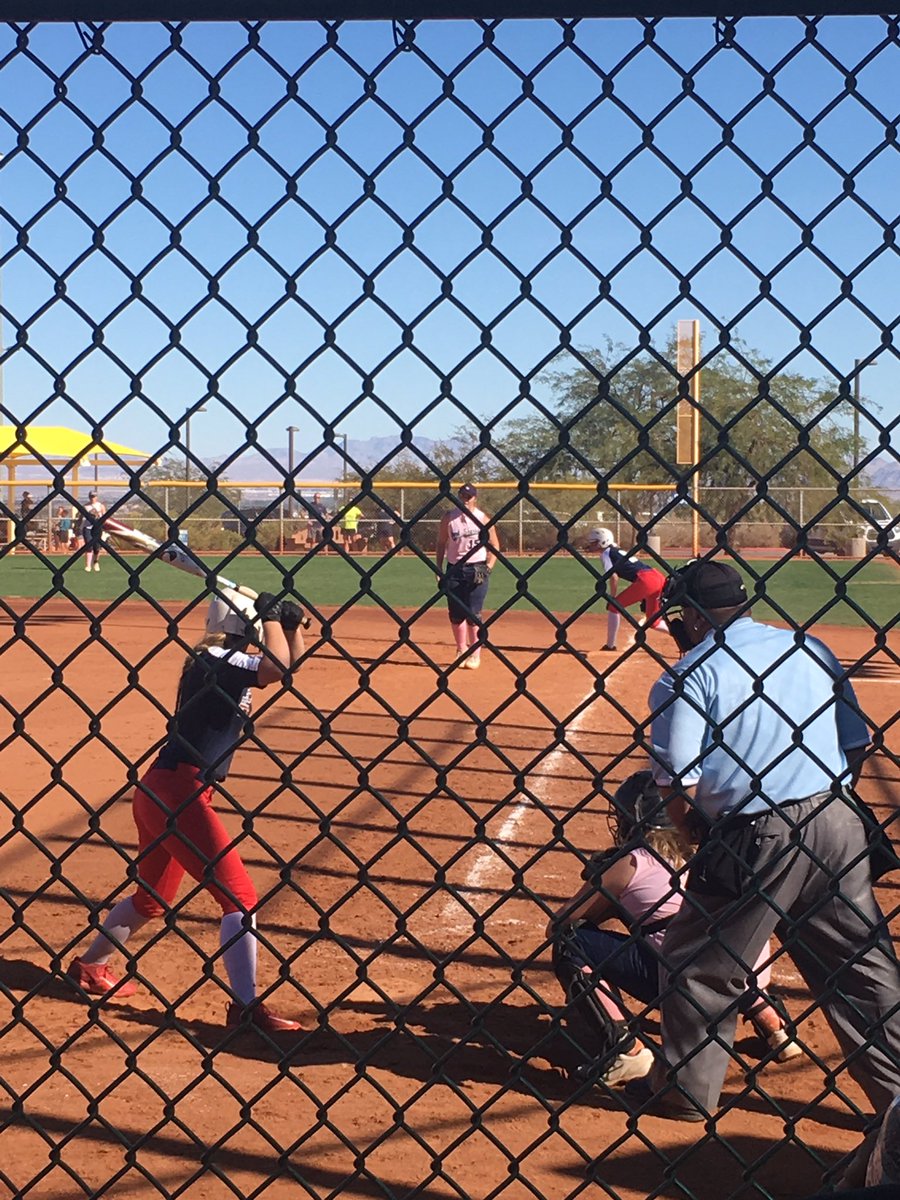 BakerWildcatSB's tweet photo. Another day in beautiful Las Vegas watching a ton of great softball! Scholarships for anyone that hits it over the mountain 😏 #CatchingCats https://t.co/dOGVALGxUU