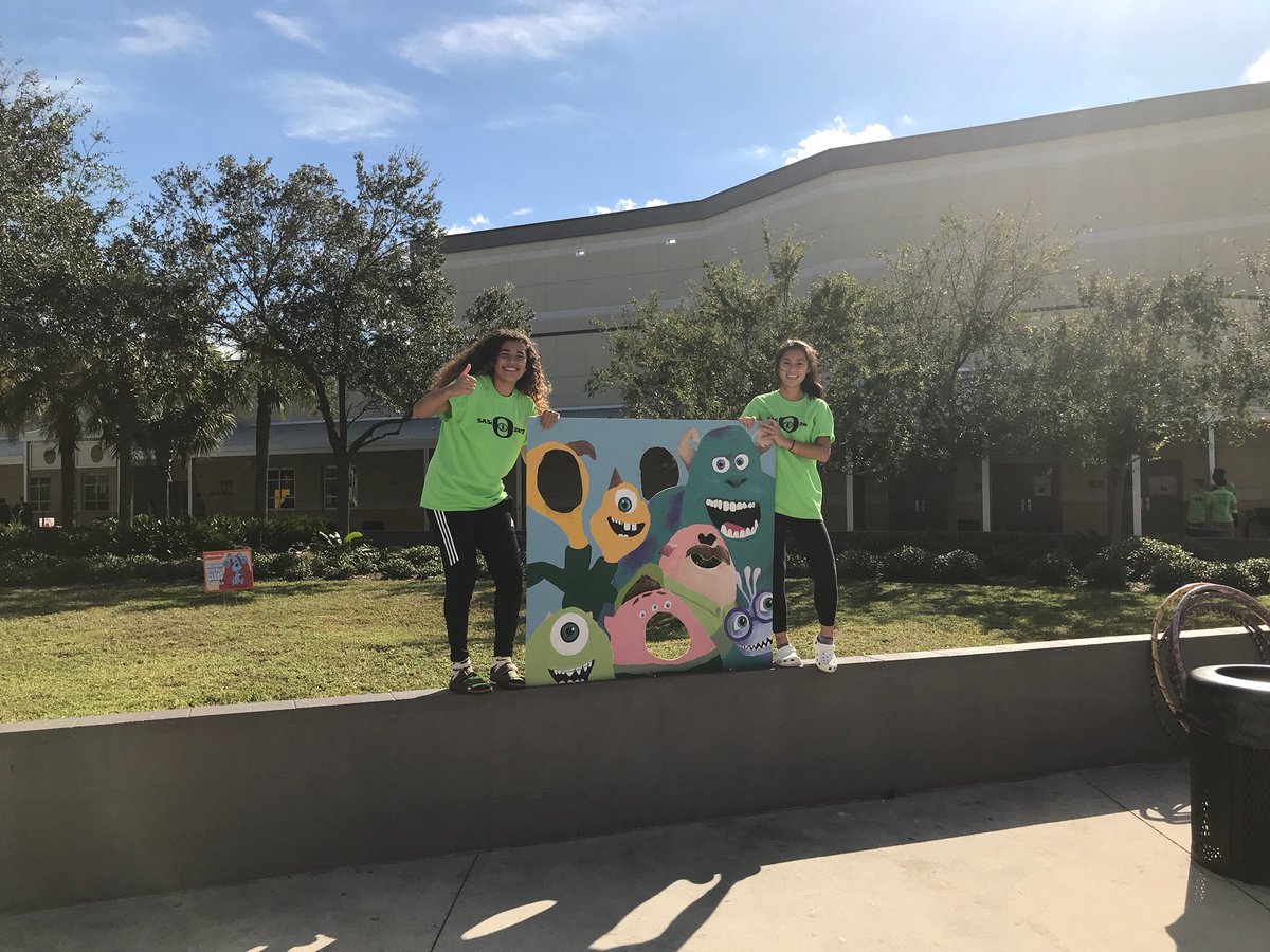 OcoeeKnights's tweet photo. Amazing energy at SASC! Super proud of our KNIGHTS for hosting such a spectacular event with dedication, creativity,  vision and hospitality https://t.co/FozFe1WfdS