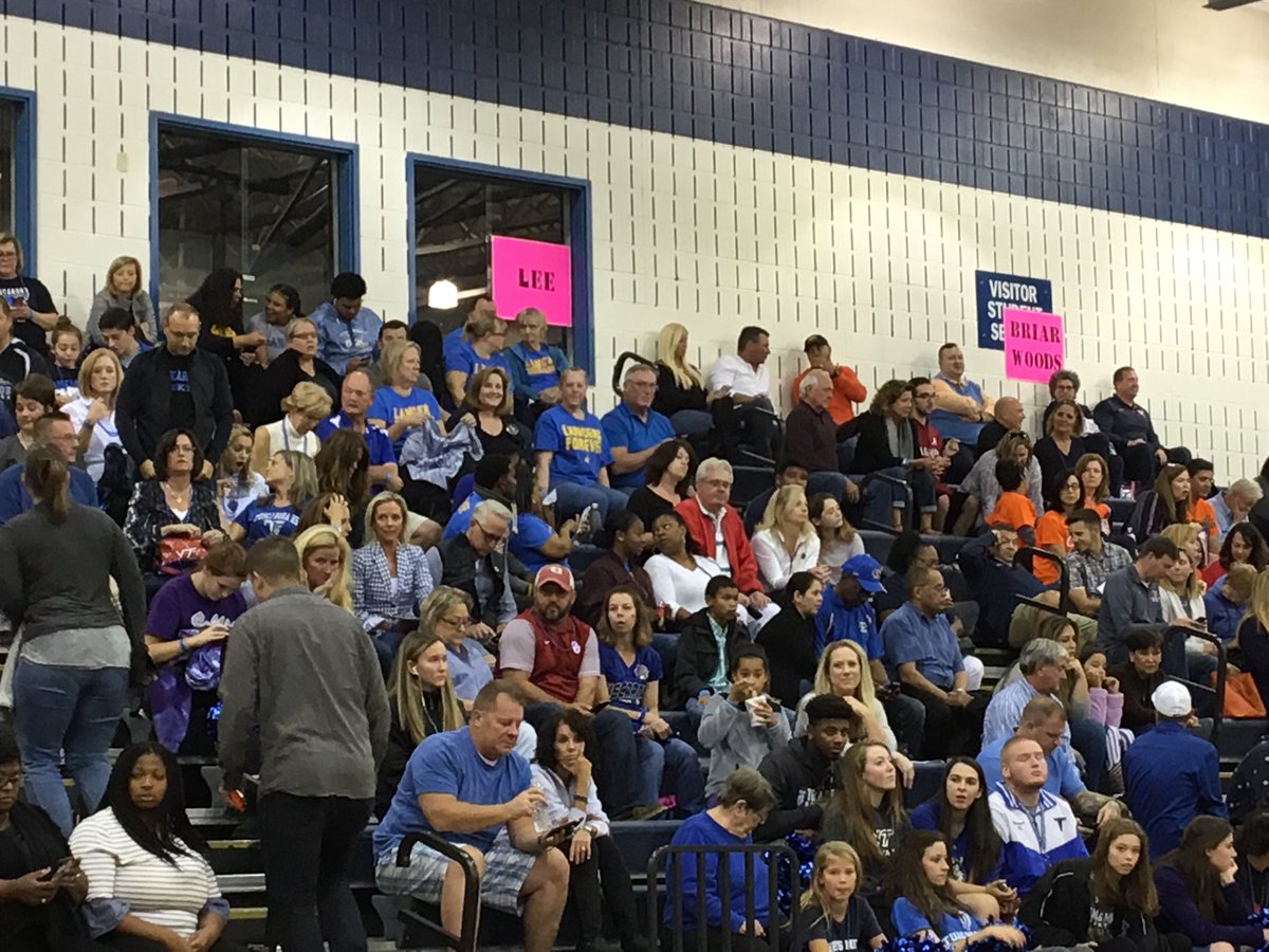 LewisLancers's tweet photo. Lancer fans out in force!!!!  Let's go Cheer!! https://t.co/gvNd3uB1dB