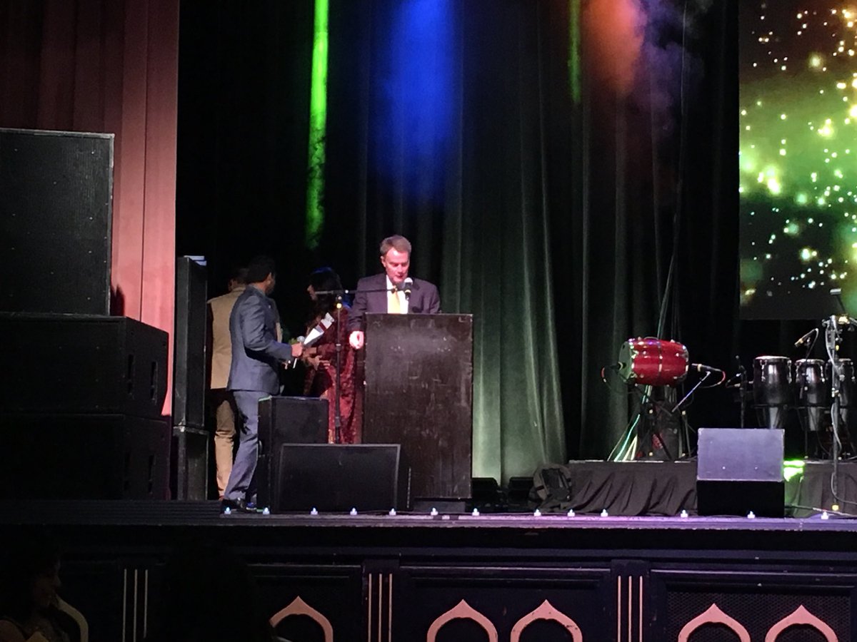 IndyMayorJoe's tweet photo. Today is officially proclaimed India Day in #Indy &amp; congrats to the India Association on your 50th anniversary. Happy Diwali! #OneCity https://t.co/b5iNNvjsr4