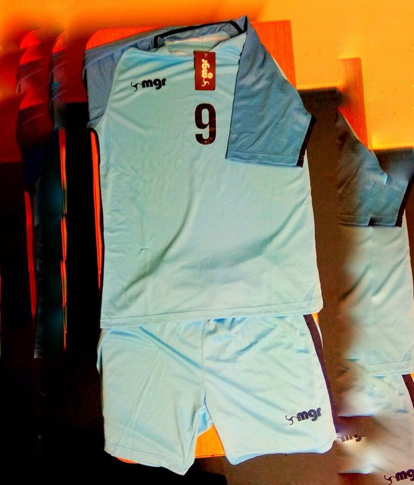 5herentes's tweet photo. 🙌🏻Para cerrar la semana, se va este 👕equipo deportivo ⚽️🏃🏻de @mgr_sport ‼️
🔸Seguir a @mgr_sport y @5herentes
🔸Dale RT https://t.co/bBIXASgPgB