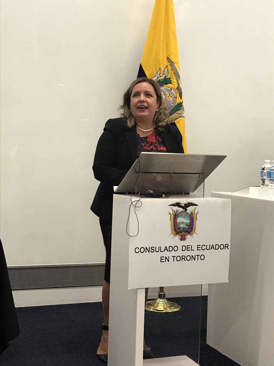 CMartinsTO's tweet photo. Honoured to speak at 4th Conference for the Empowerment of Women & to be among such inspirational women. Gracias a todas! #OwningYourPath https://t.co/T9qdlwdU2B