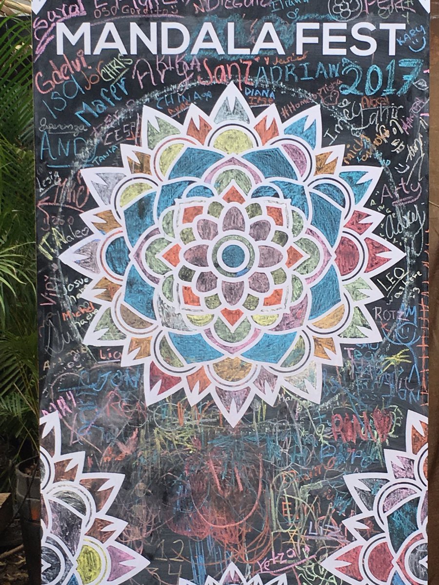 Meatlessbus's tweet image. Todo por hoy, pero mañana los esperamos en @HuertoRomaVerde en el @fest_mandala.