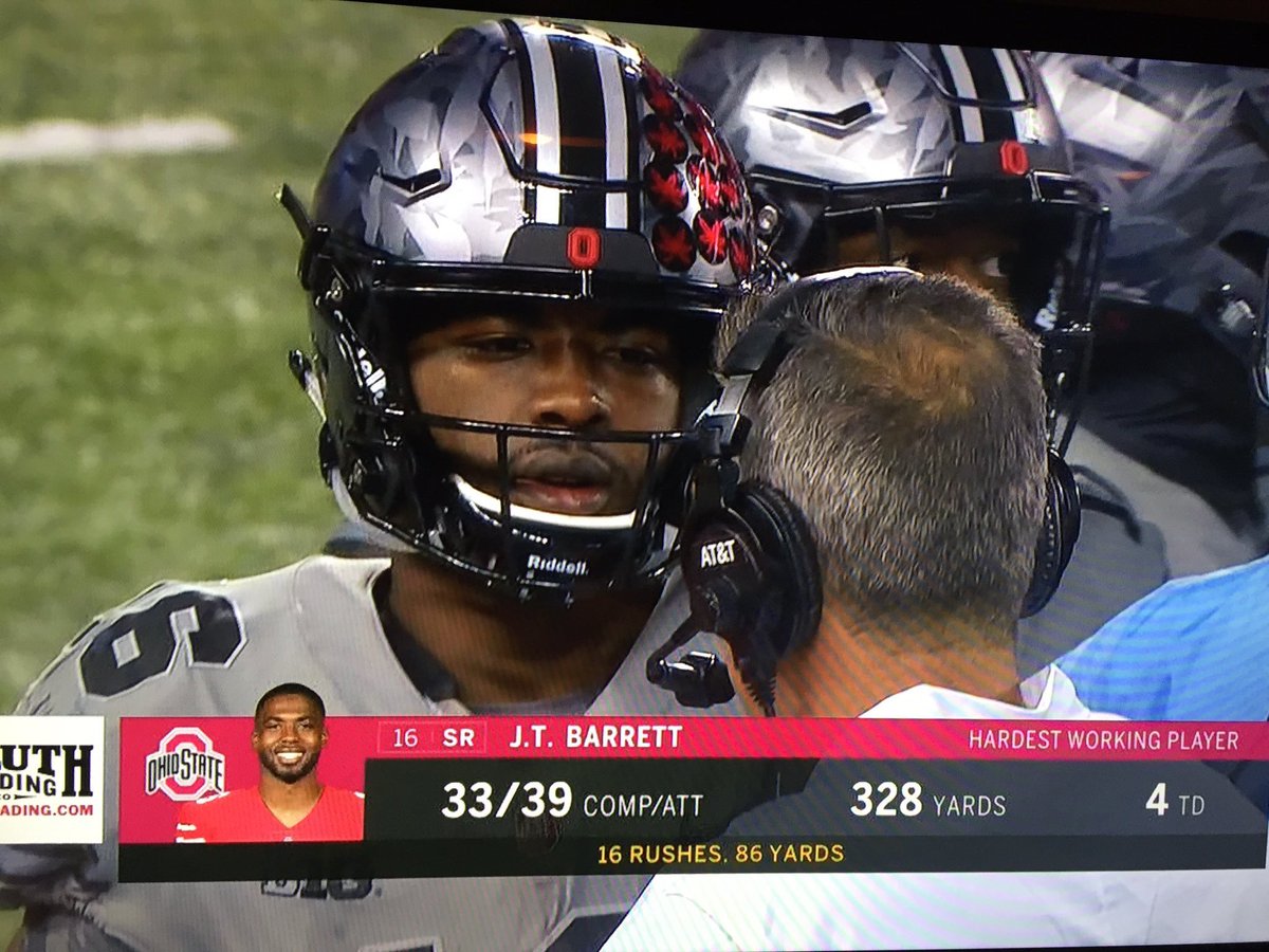 SN_Ohio's tweet photo. that's my quarterback https://t.co/BNuoKsFu4Q
