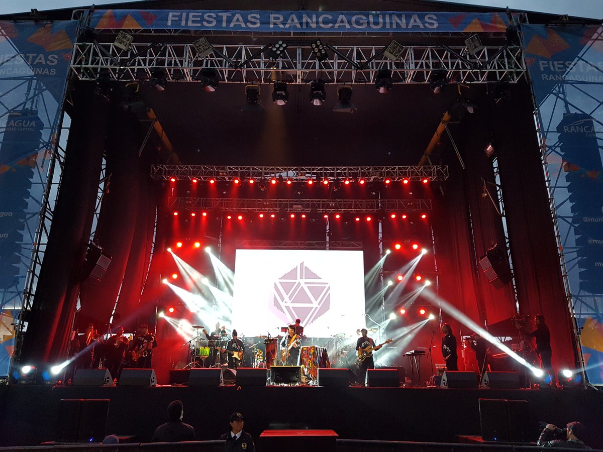 munirancagua's tweet photo. Joe Vasconcellos se suma a los festejos de los #274Años de #Rancagua con sus grandes éxitos en el #ShowFinal de las #FiestasRancagüinas RT https://t.co/z0nHfOAFiB