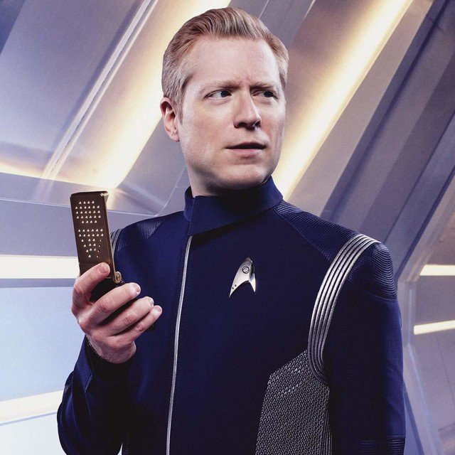 Happy Birthday to Anthony Rapp, Star Trek: Discovery\s brilliant science officer!  