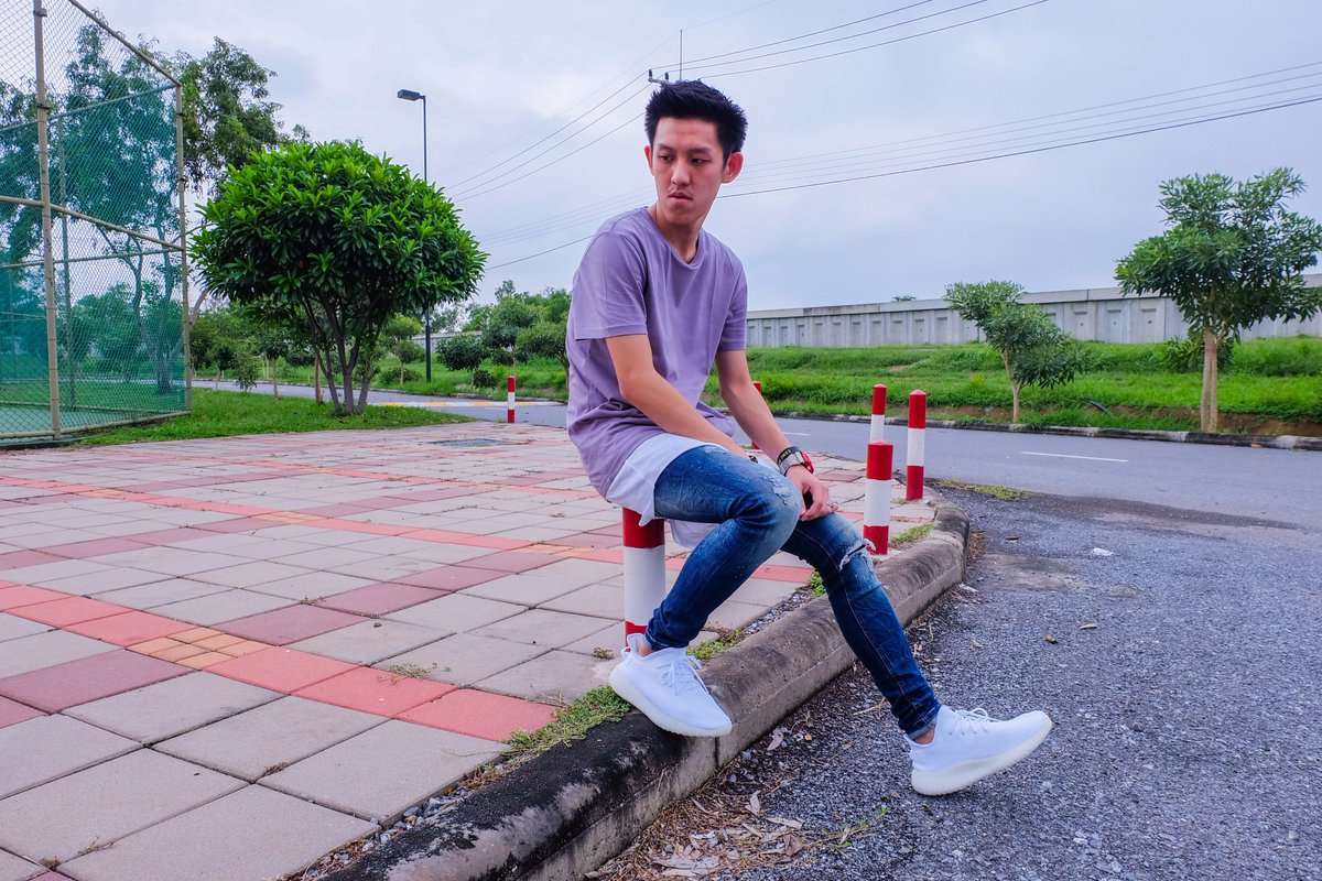 PopThakorn's tweet photo. Triple White . #P23Trips π https://t.co/iYpyZfNRes