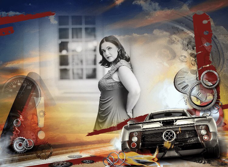 notAtypicalEsq's tweet image. I like #Webka, an app that has many #picframes to choose from. I want to create #mymasterpiece,  but now I am just #decorating.