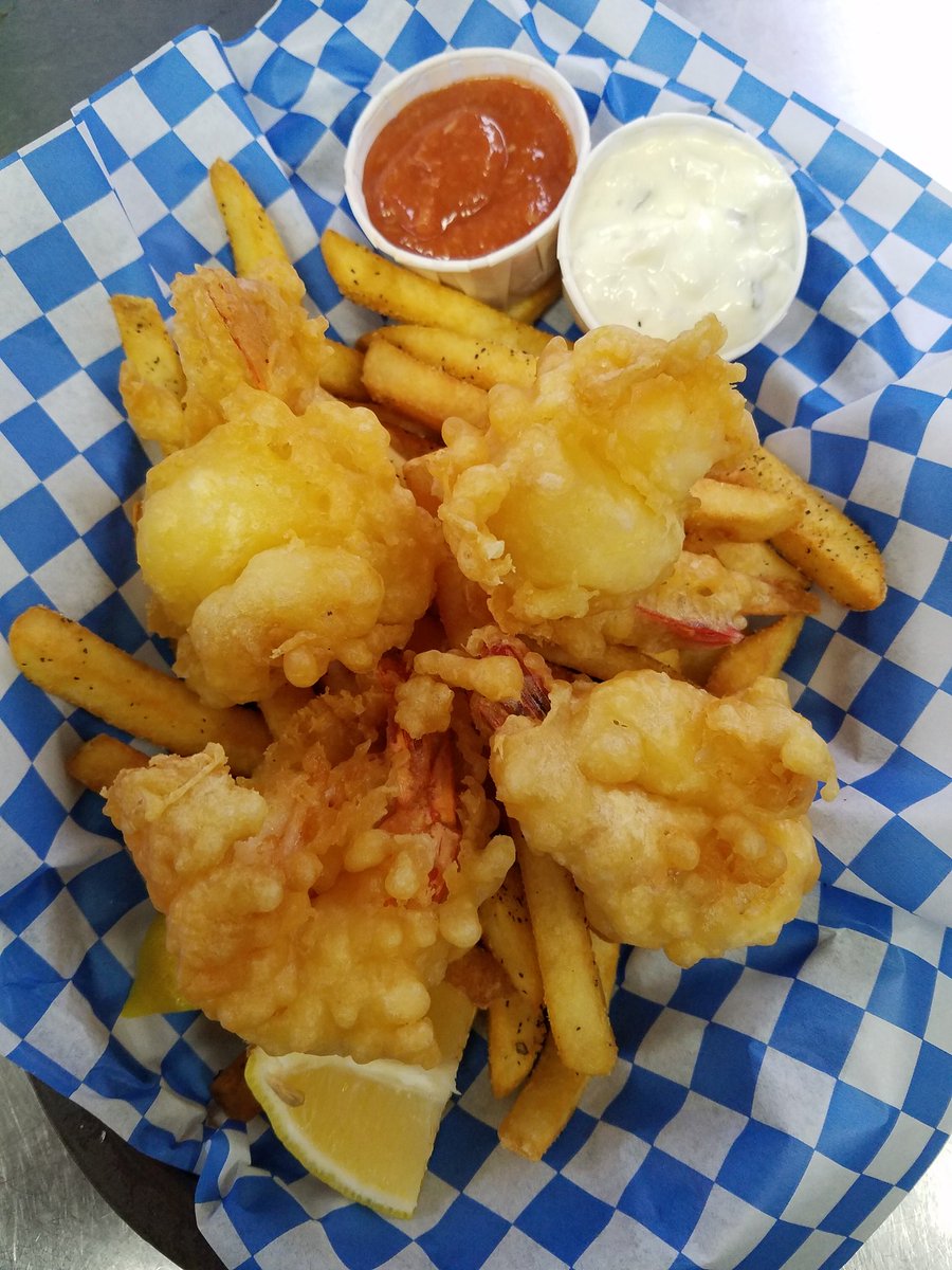 originalhalibut's tweet photo. Jumbo Tiger Prawns....come on over. https://t.co/0Arcicz1CY