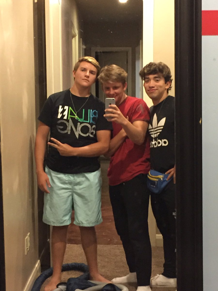 j80mcallister's tweet photo. happy birthday albus, i love you https://t.co/xIauCHEZGf