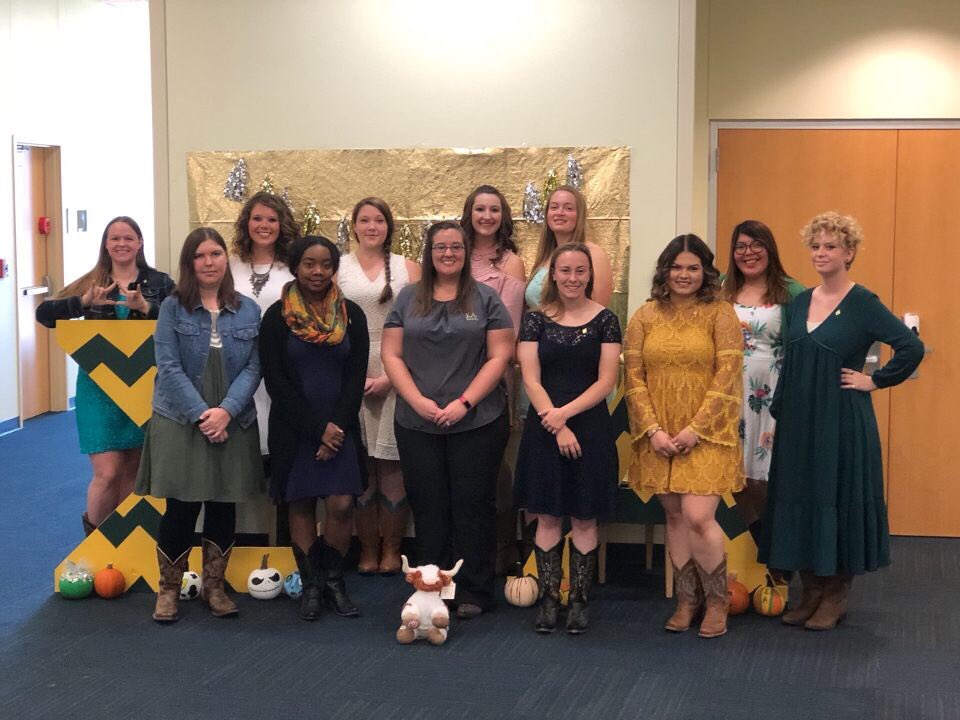 SigmaAlphaTAMUC's tweet photo. Today, the Phi Chapter of Sigma Alpha got activated on the campus of @tamuc! #SistersInAgriculture #CharterClass https://t.co/p4Mu2qmHif