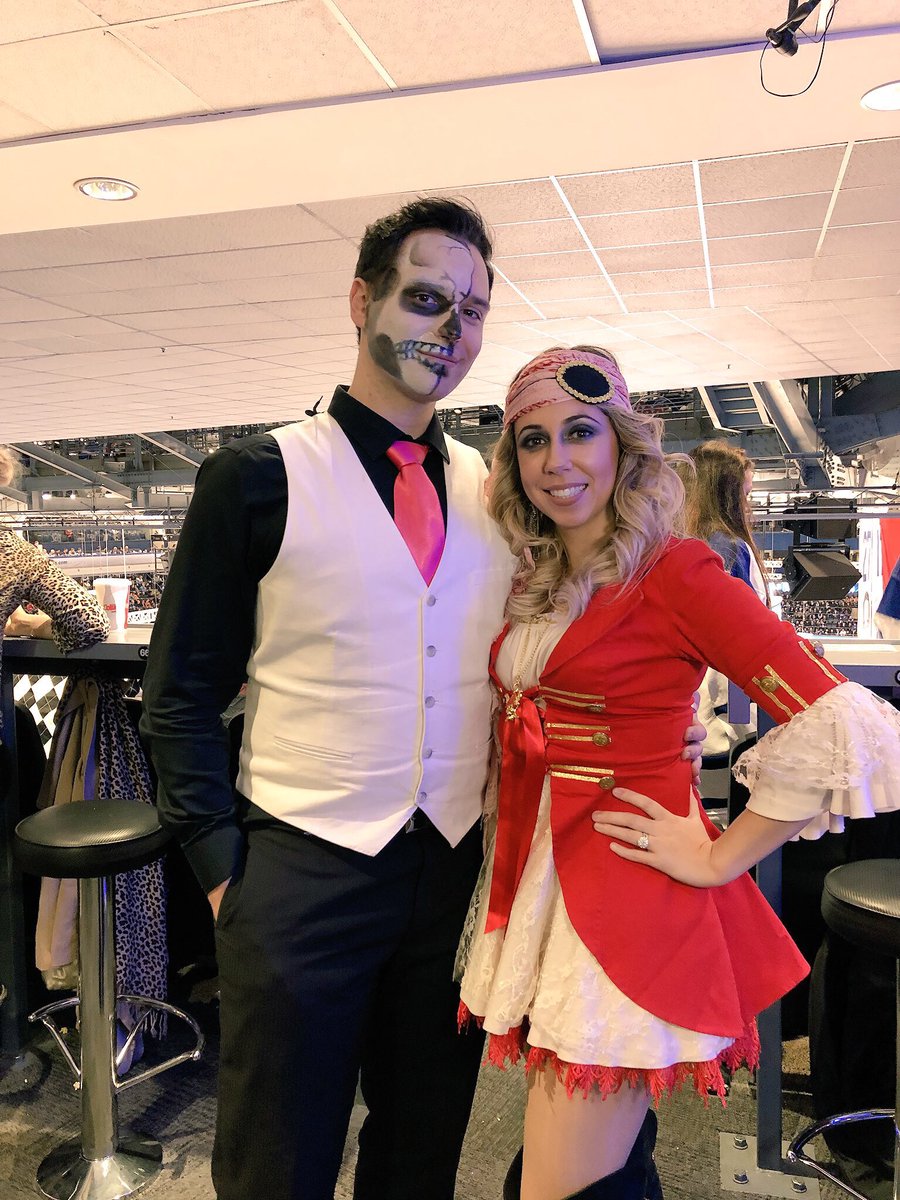 Sopheezy21's tweet photo. #HappyHalloween Night with the leafs!!! #FordFanDeck #DayoftheDead #pirate #husbandandwifegoals https://t.co/aOcmihPMle