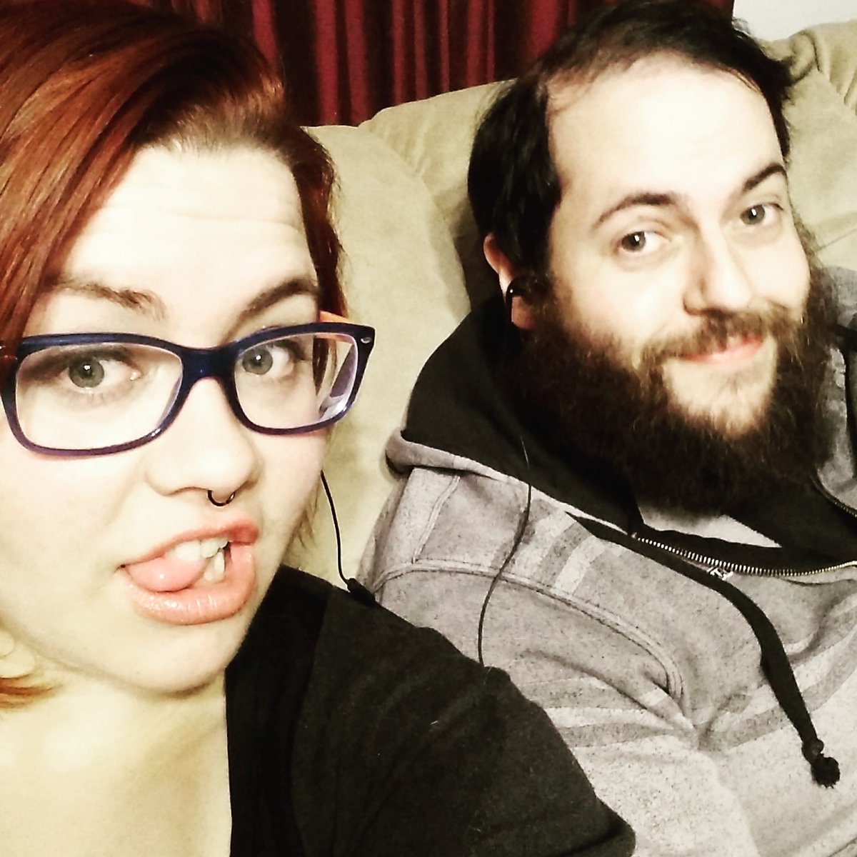 Vegzombie's tweet photo. Hey guys were live! #twitch https://t.co/gzoTSZSHZK #joinus https://t.co/sG7zfK8pKe