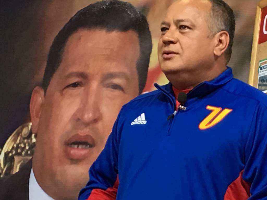 ConElMazoDando's tweet photo. Diosdado Cabello: ¡Vamos a una nueva batalla electoral en unidad! https://t.co/CUu0WHznjC #27Oct https://t.co/GozxUwT7Sj
