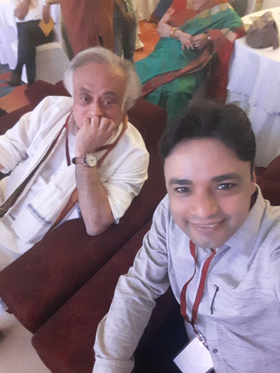 chef_nishant's tweet photo. #litfest17 https://t.co/7q5Nhrmd7b