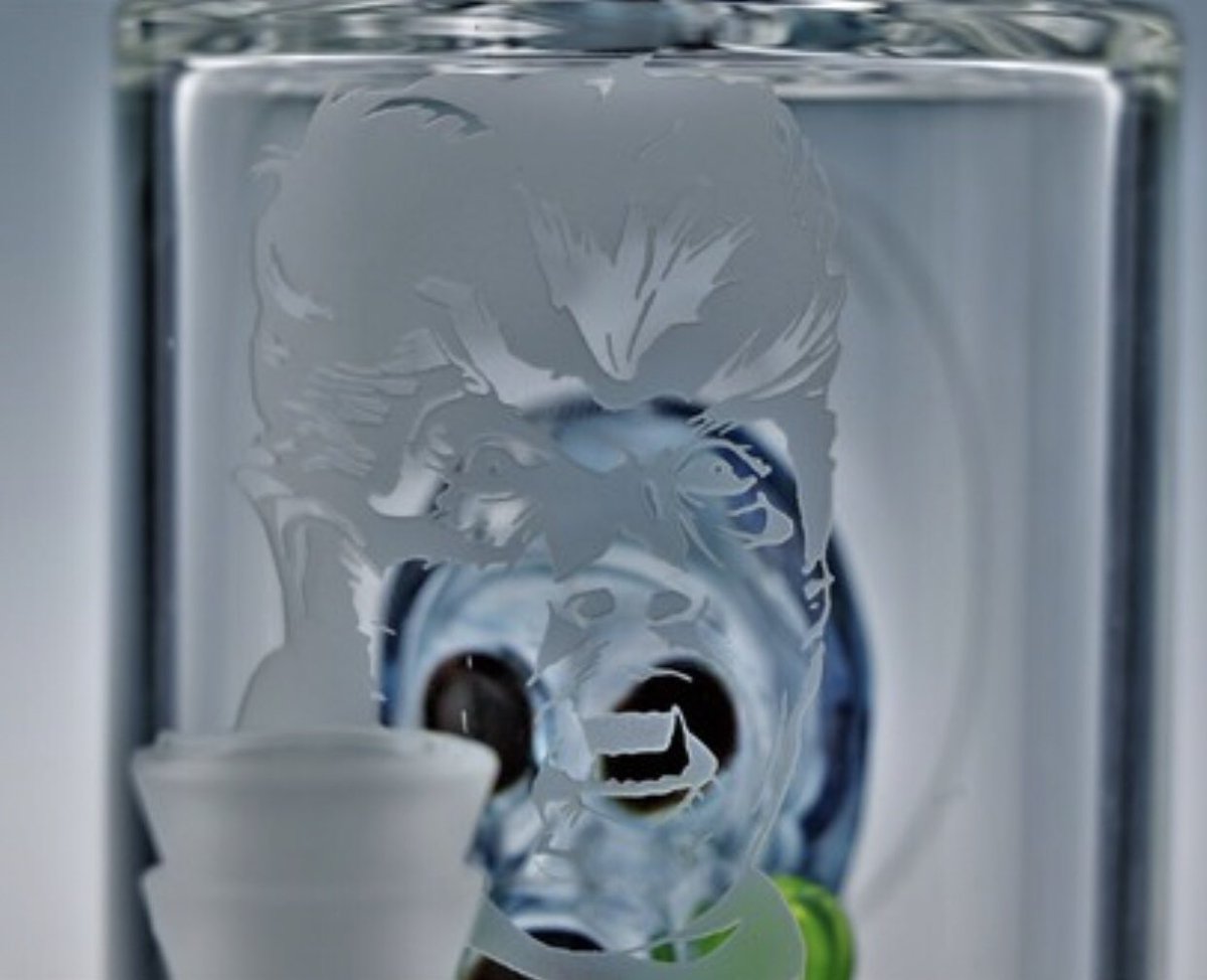 PulseGlass's tweet photo. 🐺 🌙 

👻 “HELLAWEED17” gets you 30% off any items now through 11/01/17 🎃 

https://t.co/Fwex2v3RmI https://t.co/vaAAE4GExd