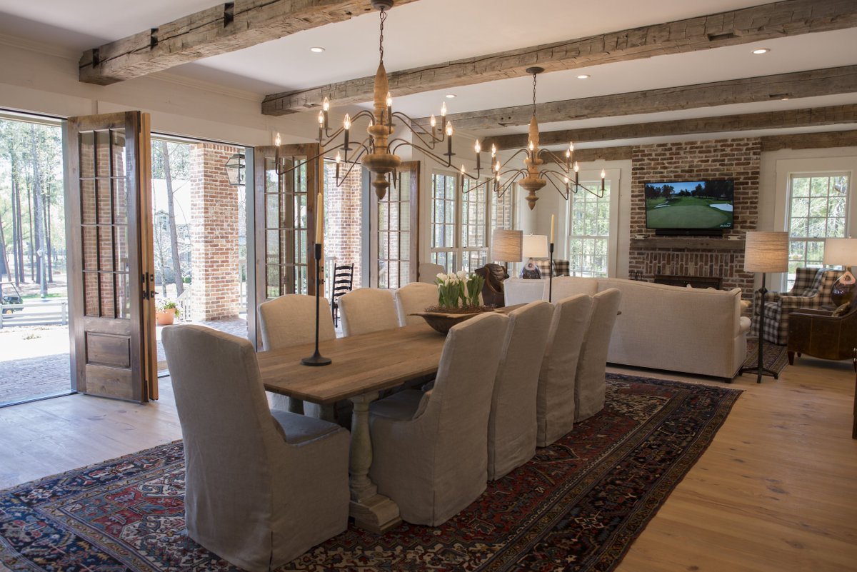 champions_ret's tweet photo. The beautiful interior of our Sweetwater Cottage. #championsretreat https://t.co/pkVE8CDQfn