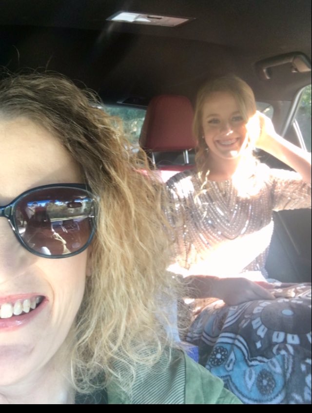 cljustice1's tweet image. My daughter @kayleebrabs is gorgeous ❤️#Hoco2K17 #khsmustangs #blessedbyher