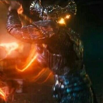 @SteppenwolfsAxe,known as His Electro Axe,is imbued with <a href="/Apokolips_Now/">Apokolips CΩmeth</a> tech that increases damage dealt with by projecting an energy blast