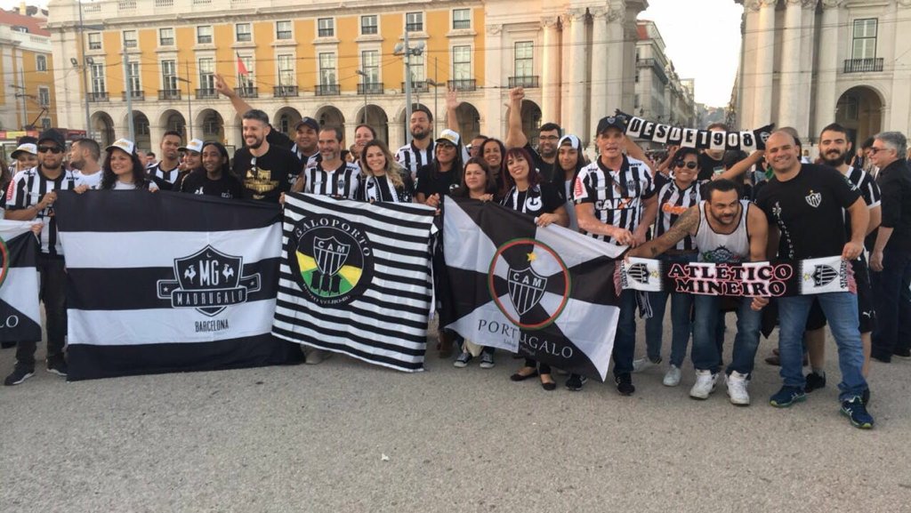 FredericoBarro3's tweet photo. #Lisboa2017 #Galo @ConsuladosGalo https://t.co/es8bBiwpXt