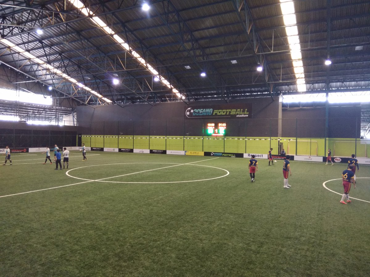 Laga kedua Group A Oceano Football League akan bertemu Jet Sky Cafe FC vs Intiland FC 
#OFC #MiniFootball