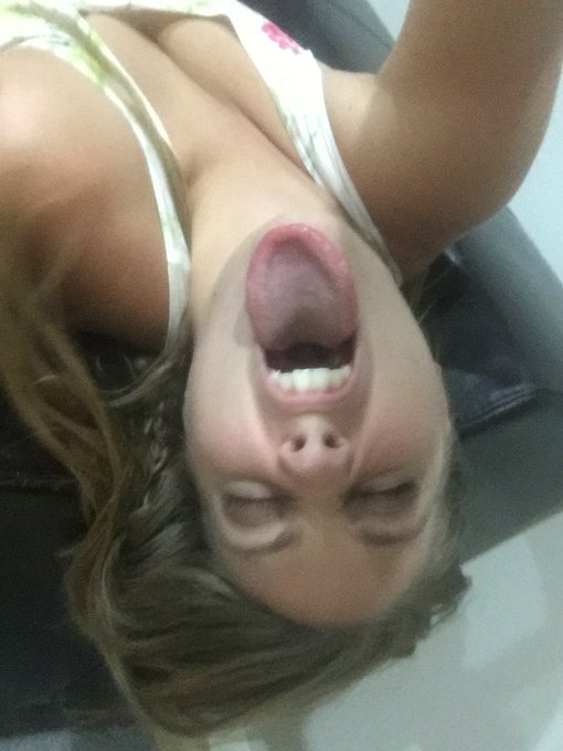 Me in the afternoon vs the evening https://t.co/KOdpjCkH3K<a href="/tag/myfreecams"class="tags"><span>#myfreecams</span></a>