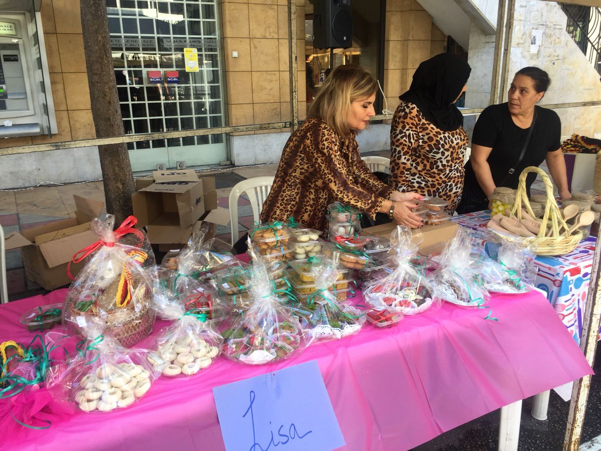 Asma_c_k's tweet photo. 40 women received financial edu skills & currently exhibiting their homemade goodies to local resto in #bourjhammoud @UNFPALebanon #RETliban https://t.co/HTN7zRWX1c