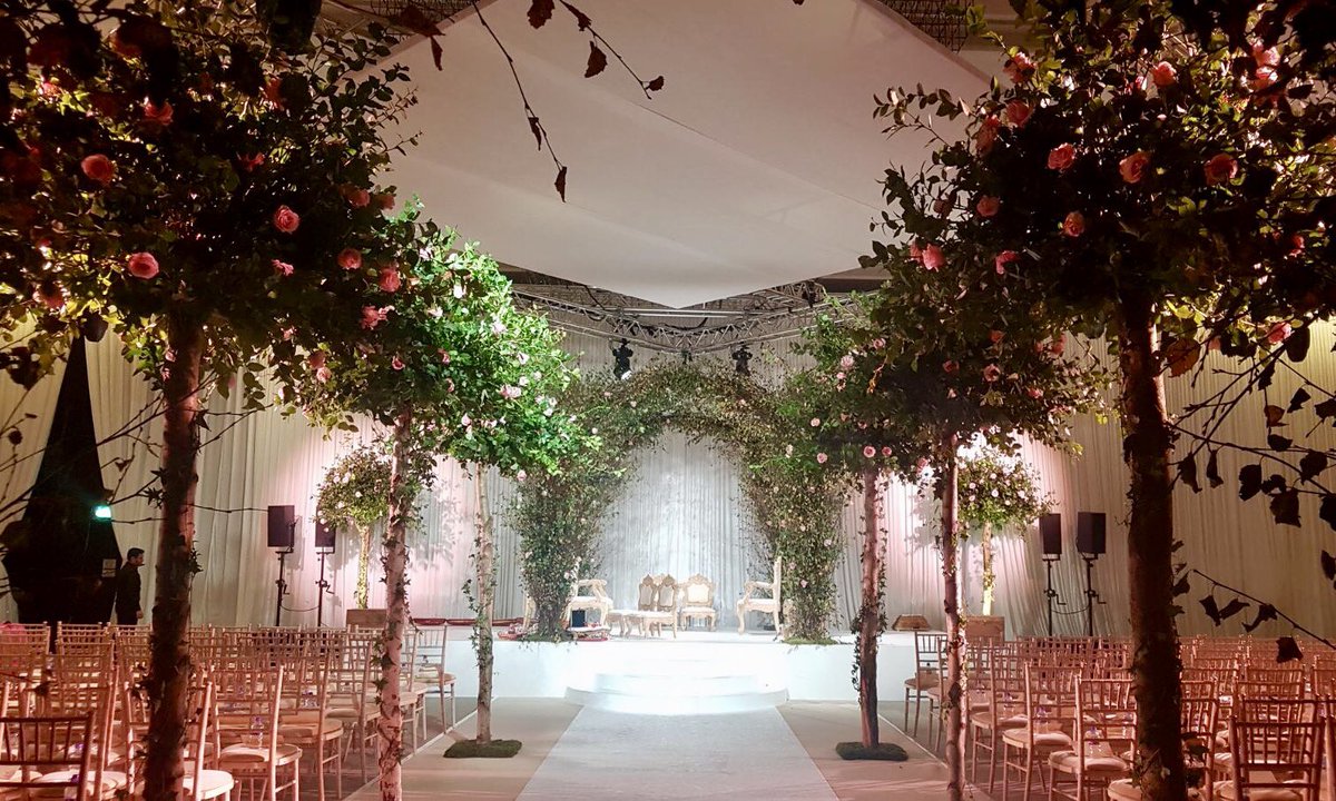 Secret Garden Wedding for a very special couple #wedinstyle