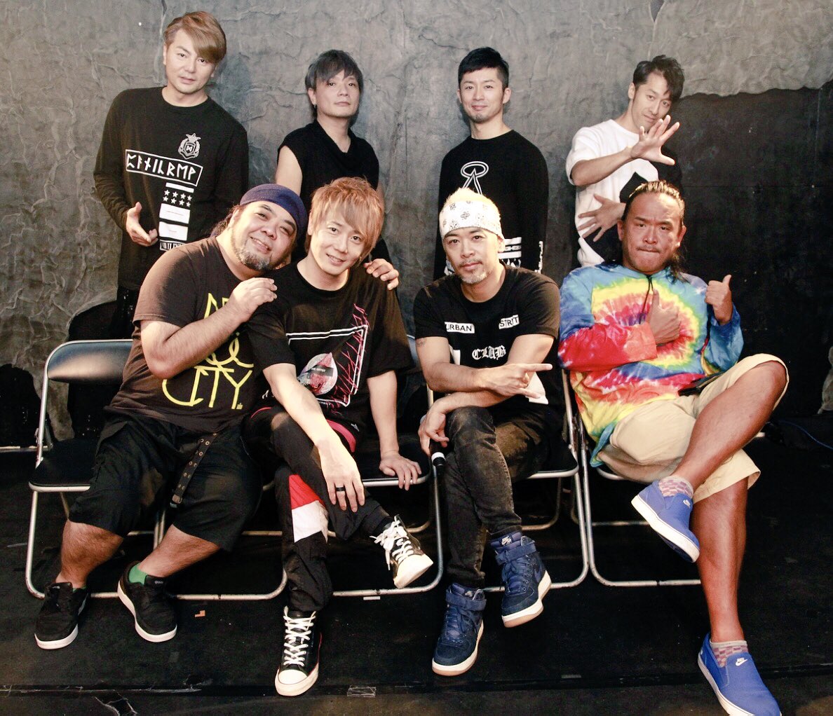 植木豪 Twitter પર Panicrew 年同じメンバーで さらにその先に どんな運命も 困難もかかって来い 俺たちが相手になってやる 特に上段左から二番目と下段の両端笑